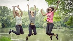 Zıplamanın Biyolojisi: İnsanlar Sevinirken Neden Zıplar?