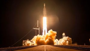 SpaceX's Launch Scare Leads To New Starlink Mission Schedule