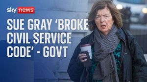 Labour's Sue Gray Salary Controversy Exposes Internal Strife