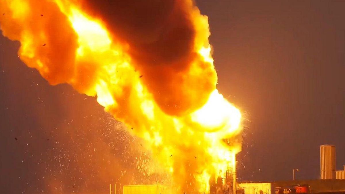 Rocket Engine Explosion At SaxaVord Spaceport