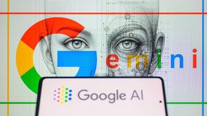 Google And Apple Race For AI Dominance