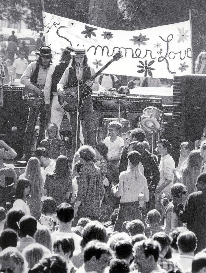 The Charlatans grubunun Golden Gate Park'taki "Summer of Love" sloganlı hippie konseri