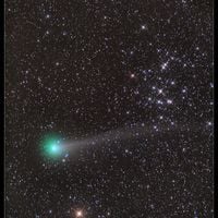 Comet Lovejoy with M44