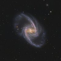  NGC 1365: Majestic Island Universe 