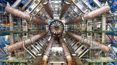 Parçacık Hızlandırıcısı Nedir? Tüplü Televizyonlardan CERN'e, Parçacık Fırlatma Teknolojileri...
