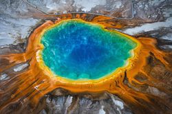 Yellowstone Volkanının Altında Ne Var?