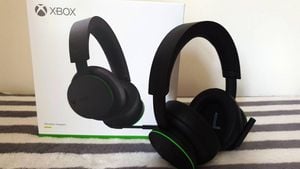 Microsoft Upgrades Xbox Wireless Headset With Enhanced Features