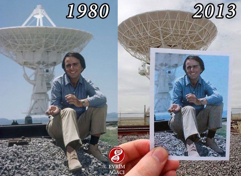 Fotoğrafta Carl Sagan'ın 1980 yılı yapımı orijinal Cosmos'undan, ABD'nin New Mexico eyaletindeki Çok Büyük Dizi (Very Large Array) teleskopları önünde bir karesi ile, aynı noktada 2013 yılında Daniel Owens tarafından çekilen anlamlı bir kare yan yana gözüküyor.