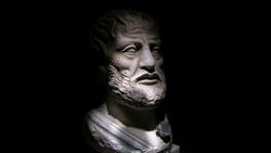 Aristoteles Biyolojisindeki Çift Yönlü Gerilim: Mekanizm ve Erekselciliğin Önlenemez Mücadelesi