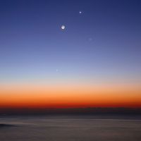 Venüs, Merkür ve Hilal