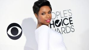 Jennifer Hudson Unveils Holiday Album And Tour