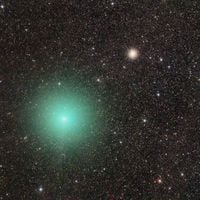  The Comet and the Star Cluster 