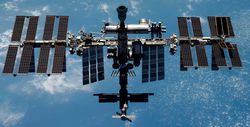 Rusya, Uzay İstasyonunun Rus Bölümünden Hava sızıntısının Devam Ettiğini Kabul Etti.