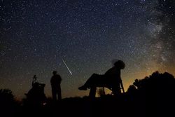 Bursa Karacabeyde düzenlenen perseid meteor yağmuru gözlem etkinliğine gelicek misiniz?