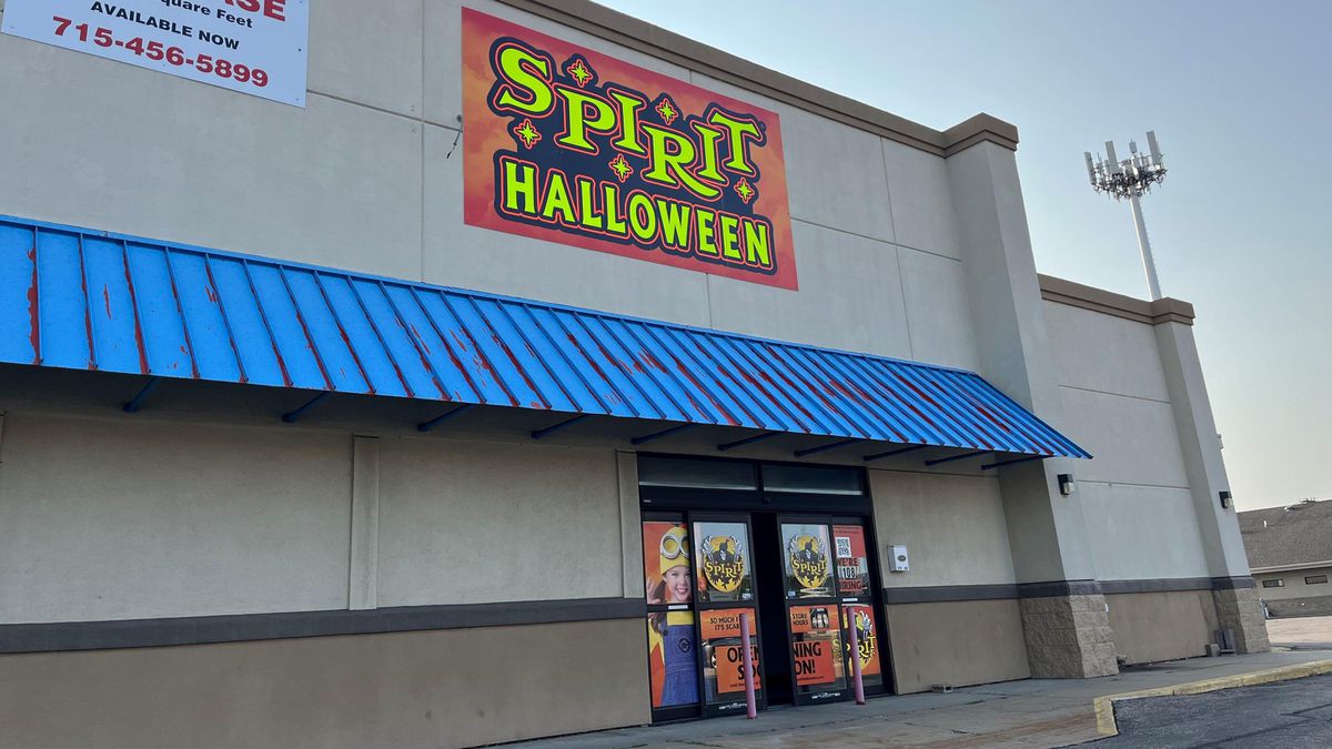 Spirit Halloween Hits Back At SNL Skit The Pinnacle Gazette