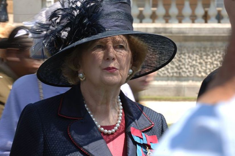 Margaret Thatcher, Buckingham Sarayı'nda bir davette.