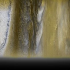  Jupiter's Clouds from New Horizons 