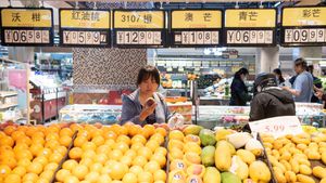 China Faces Economic Challenges Amid Deflationary Pressures