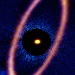  Ice Ring around Nearby Star Fomalhaut 