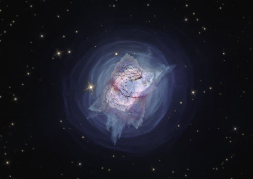 NGC 7027 gezegenimsi bulutsusu.