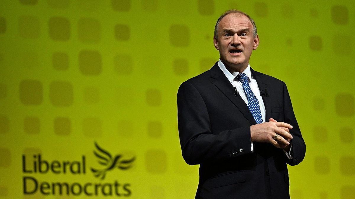 Lib Dems Rally Support For Health And Housing Reform