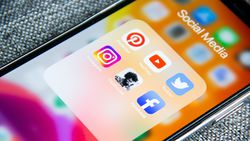 Sosyal Medyanın Karanlık Yüzü: Sosyal Ağları Kullanmanın Riskleri Nelerdir?