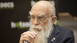James Randi Kimdir? Paranormal Olgular Neden Bilimsel Olarak İspatlanamıyor?