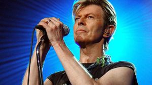 George Underwood Honors David Bowie Through Art Fundraiser