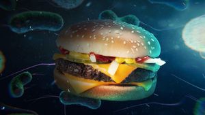 E. Coli Outbreak Forces McDonald's To Remove Quarter Pounders Nationwide