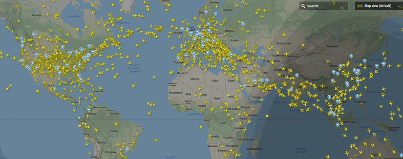 Burada gördüğünüz 1 Ağustos 2019'da anlık uçak trafiğini gösteren bir haritadır.