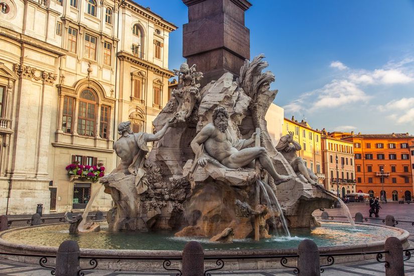 Gian Lorenzo Bernini’nin yapımını üstlendiği Dört Nehir Çeşmesi’nden bir görünüm.