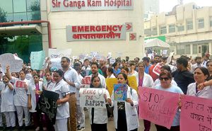 India's Health Workers Demand Justice After Doctor's Murder