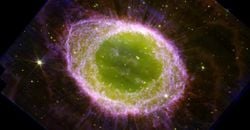 Webb Uzay Teleskobu Halka Nebulasının Çarpıcı Görüntülerini Yakaladı.