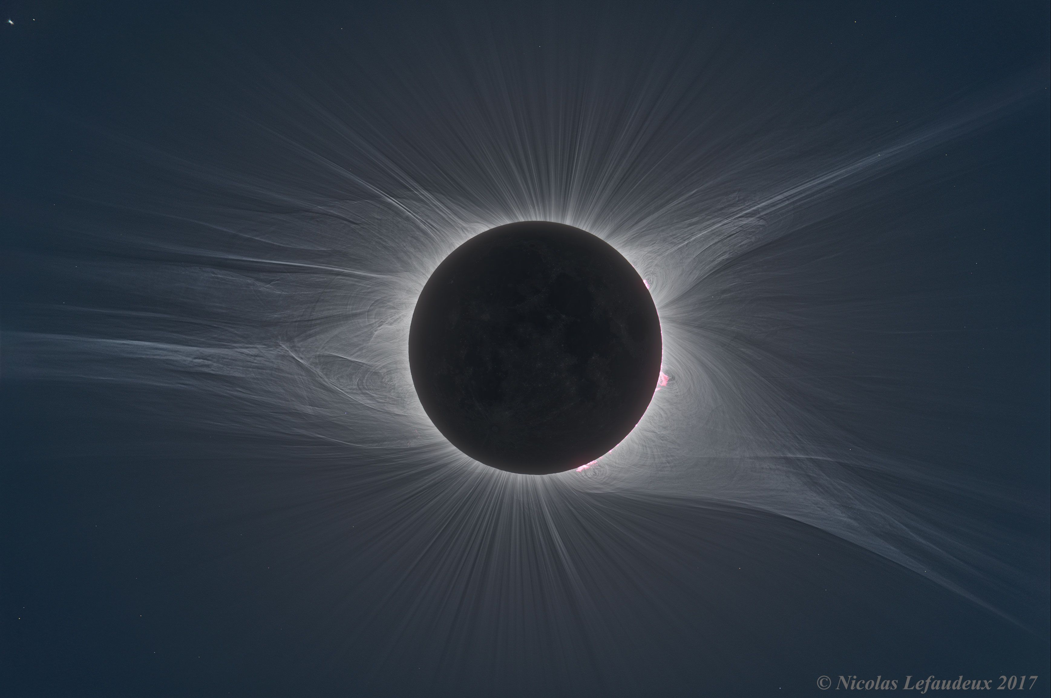  Total Solar Eclipse Corona in HDR 