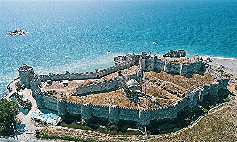 Orta Çağda bir kale: Mamure Kalesi Anamur/Mersin