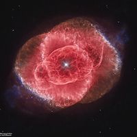 The Cat's Eye Nebula from Hubble 