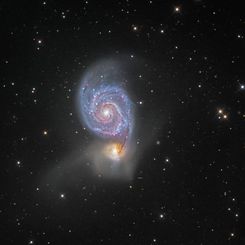  M51: The Whirlpool Galaxy 