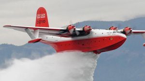 Hawaii Mars Takes Final Flight To Museum