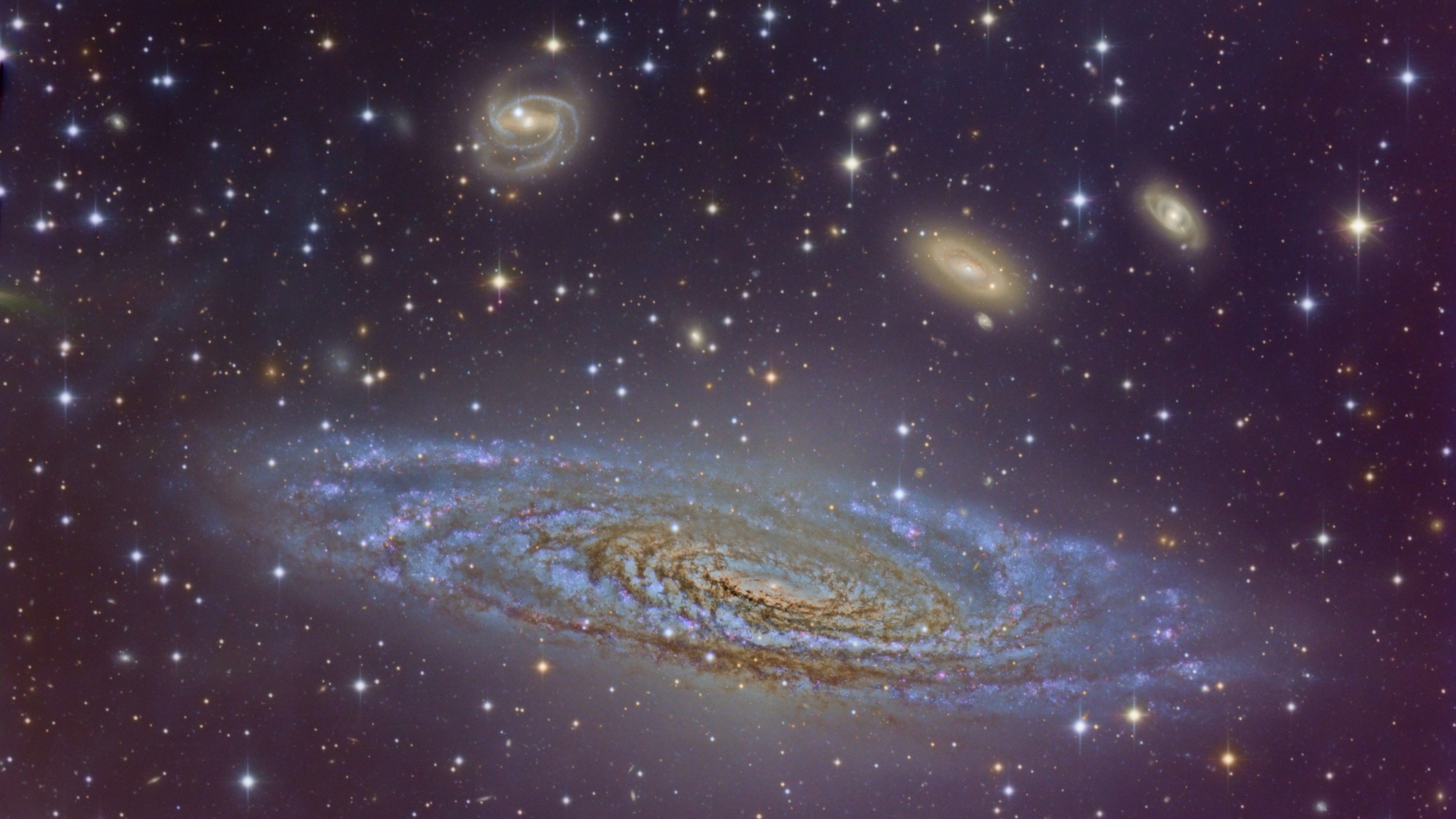 Что больше по размеру вселенная или галактика. NGC 7331. Галактика NGC 7331. Космос Галактика Млечный путь Вселенная. NGC 7331-спиральная галактик.