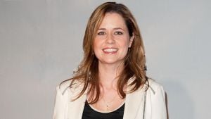 Jenna Fischer Shares Cancer Journey With Support From The Office Cast