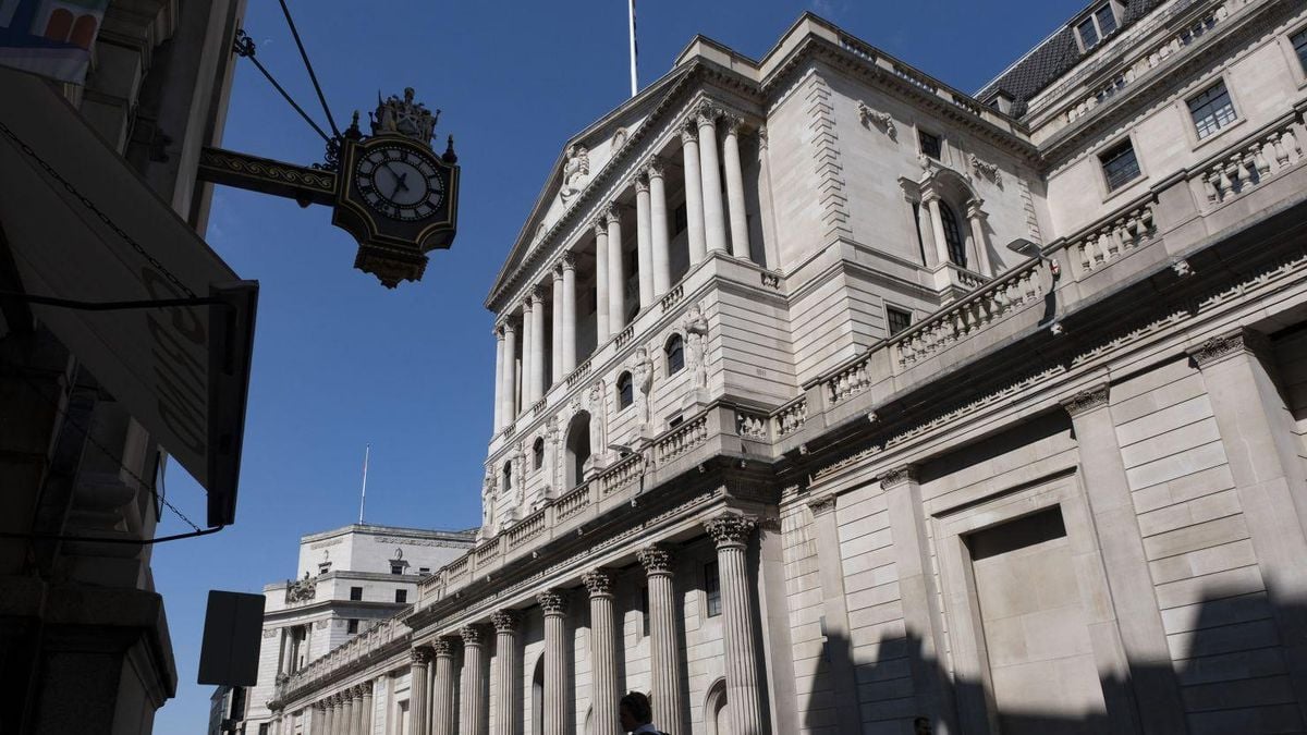 Bank Of England Holds Interest Rate Steady Amid Inflation Woes