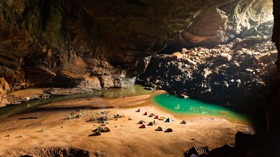 Hang Son Doong Mağarası: Milyon Yıllık Bir Gizem ve Doğa Harikası!
