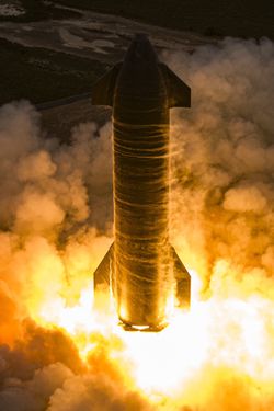 SpaceX, Starship'in 5. Uçuşu İçin Başarılı Bir Statik Ateşleme Testi Gerçekleştirdi. Fakat 4. Uçuş Henüz Yapılmadan!