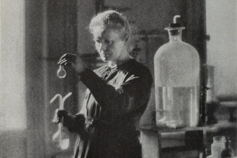 Marie Curie (Kaynak: Internet Archive Book Images/Flickr Commons)