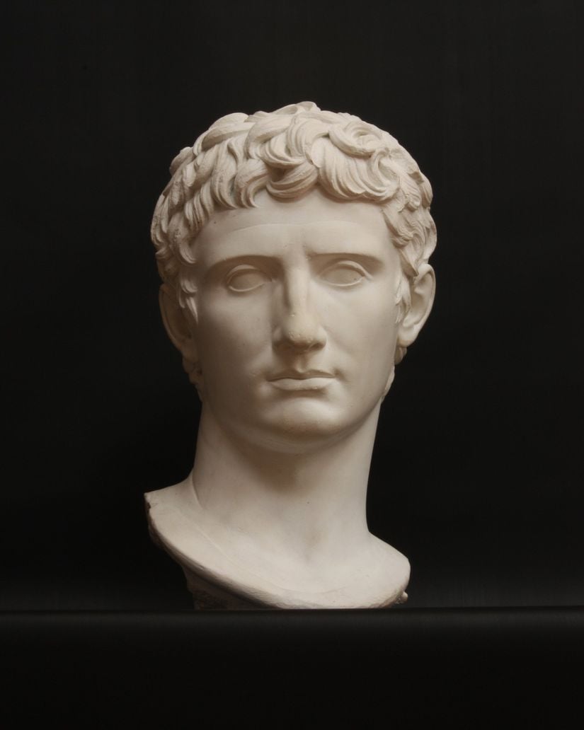 Roma İmparatoru Augustus Caesar