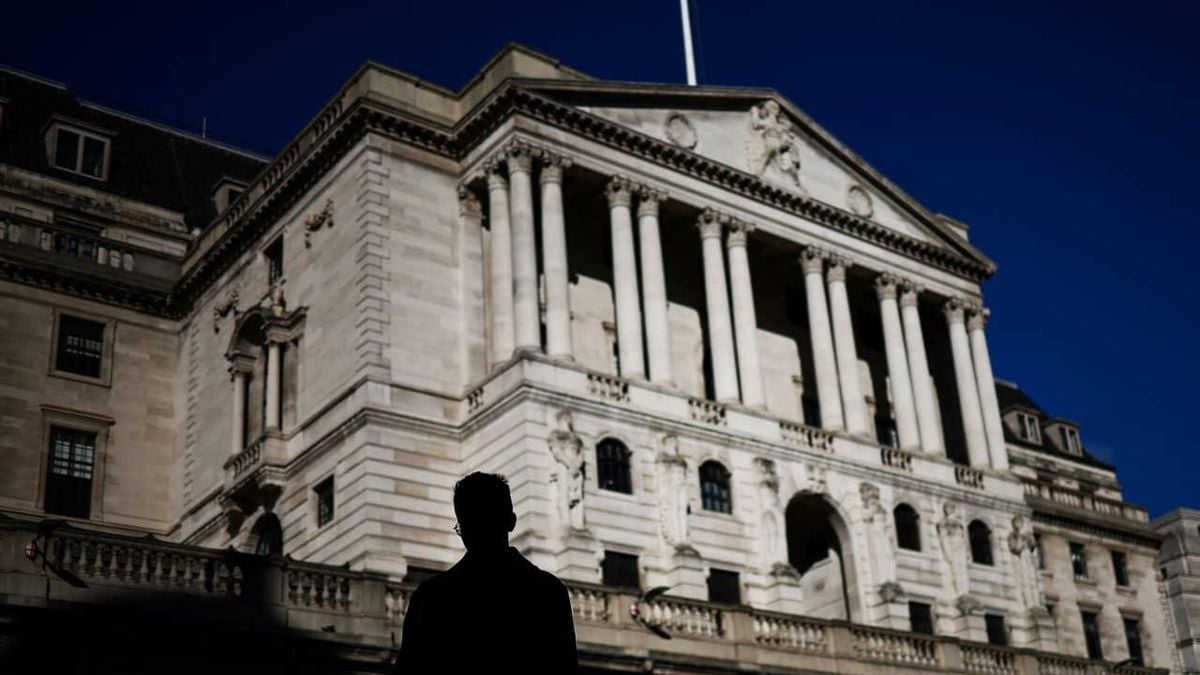 Bank Of England Keeps Interest Rates Steady At 5%