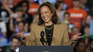 Kamala Harris Promises Bipartisan Advisory Council For Presidency