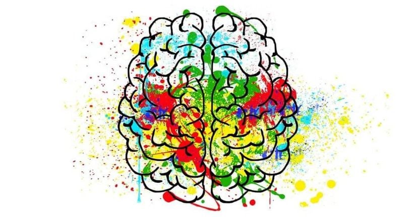 Beyin ve karmaşık renkleri içeren görsel