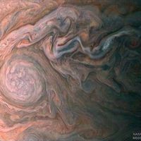  A White Oval Cloud on Jupiter from Juno 