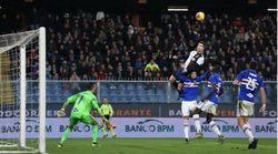 Christiano Ronaldo, Juventus formasıyla Sampdoria'ya attığı golde fizik kurallarını ihlal ediyor mu? Nasıl havada asılı kalabiliyor?